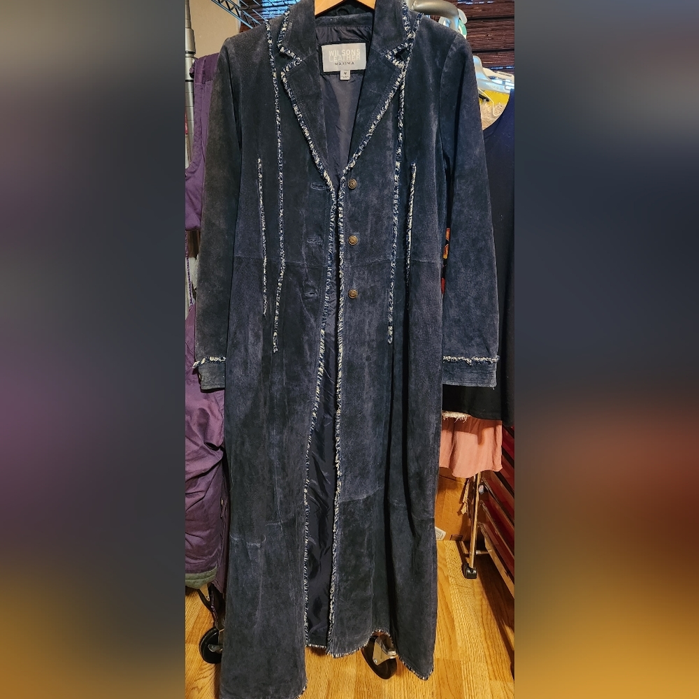 EUC Wilsons Leather Maxima Dark Blue Leather Suede Fringe Trench Coat, Size M